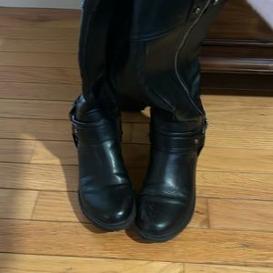 Guess tall casual leather boots